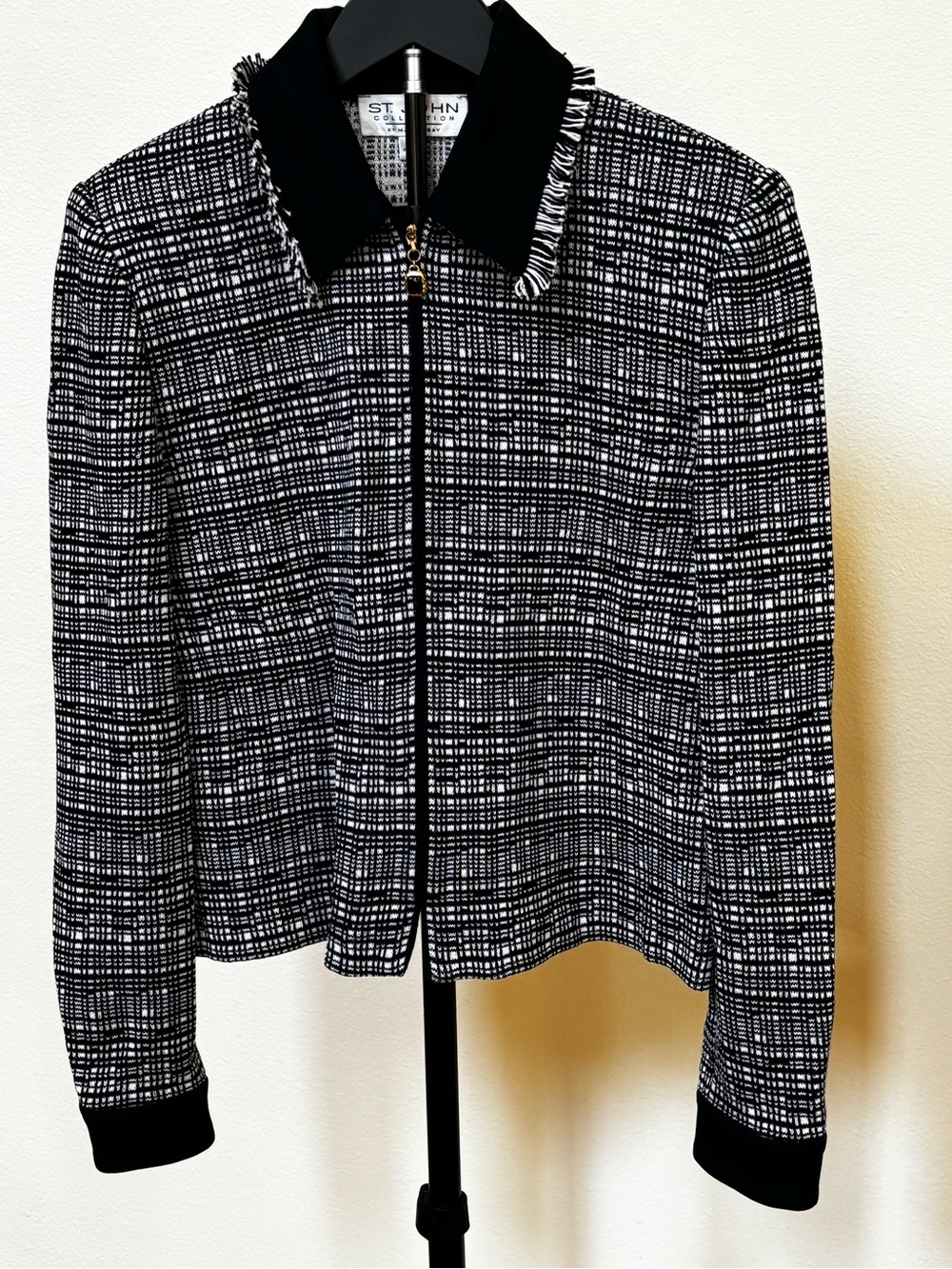 St. John Collection Navy & White Textured Zip-Front Jacket